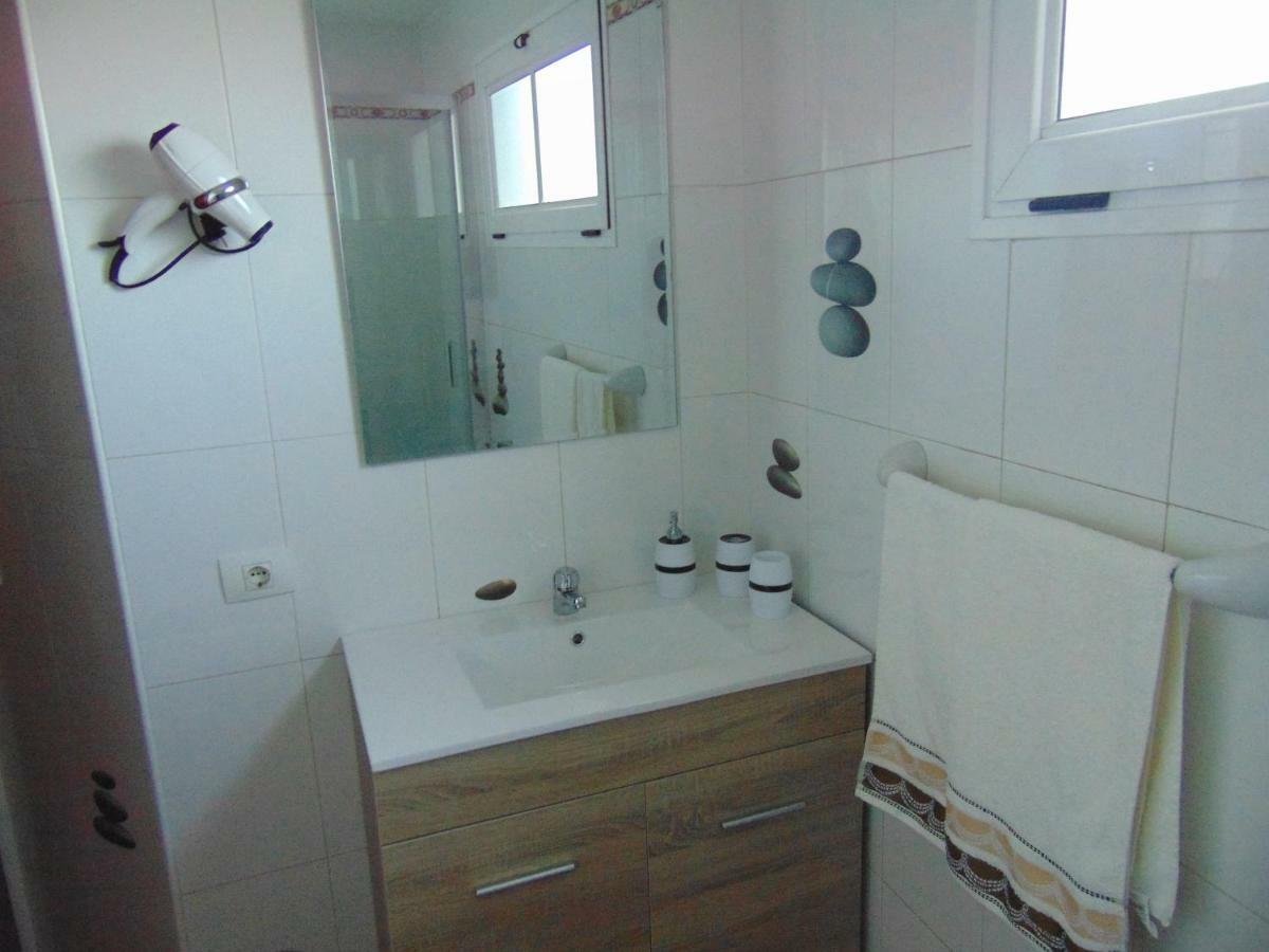 Aeropuerto Apartment Carrizal ภายนอก รูปภาพ